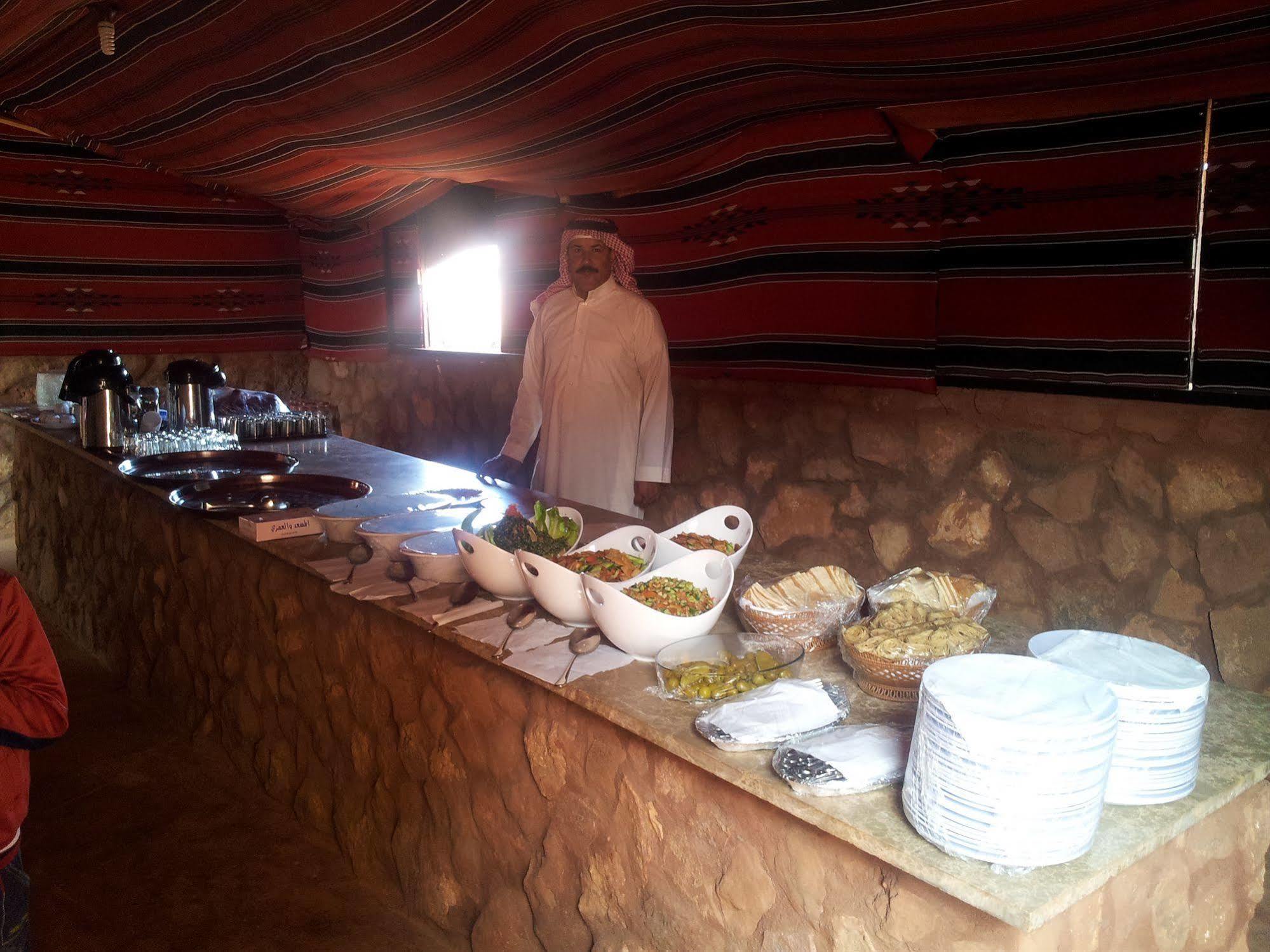 Wadi Rum Caravan Camp Exterior foto